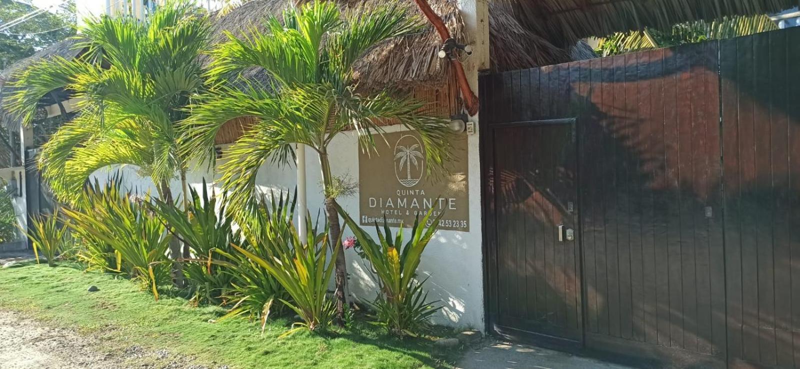 Quinta Diamante Hotel Barra Vieja Bagian luar foto